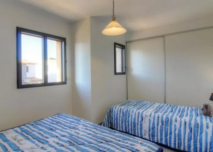 Tatil Evi Moderne Cala Rossa Bay Les Oceanides